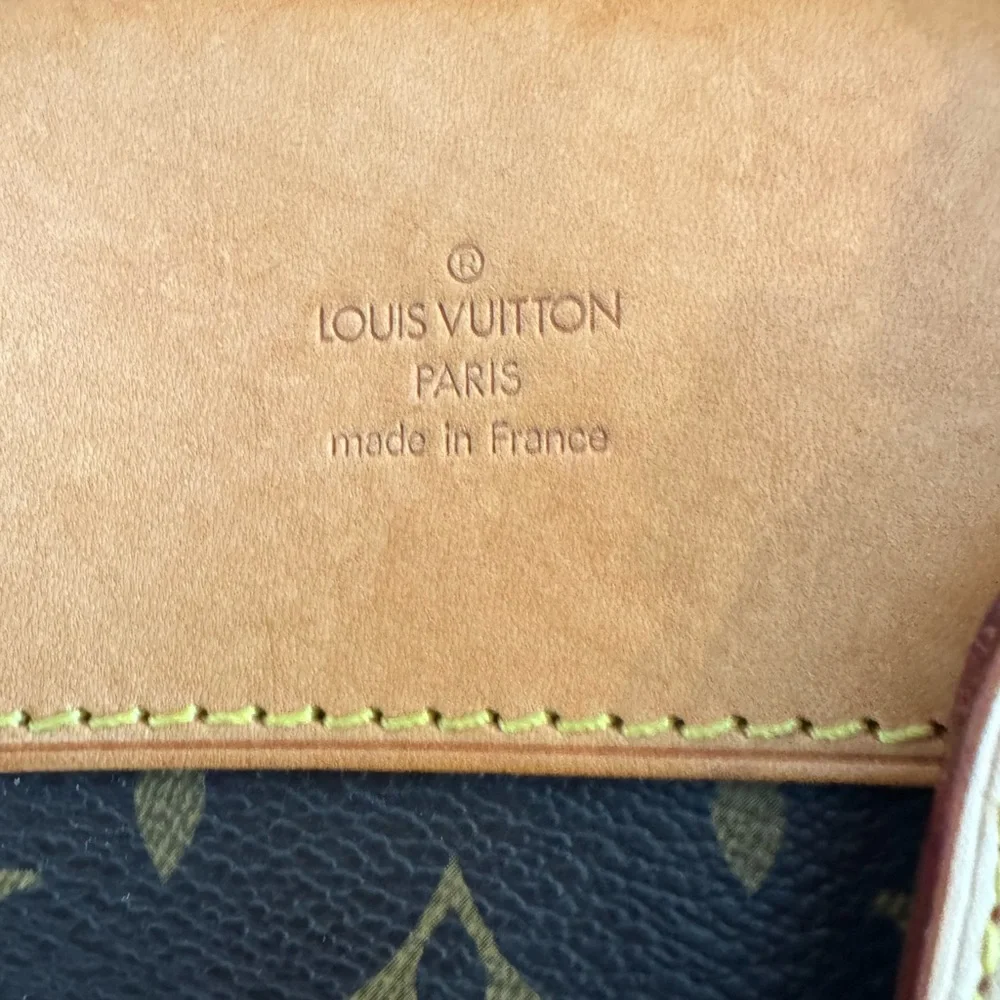 Louis Vuitton Monogram Alizé 24 Heures Bag with Strap – 2006